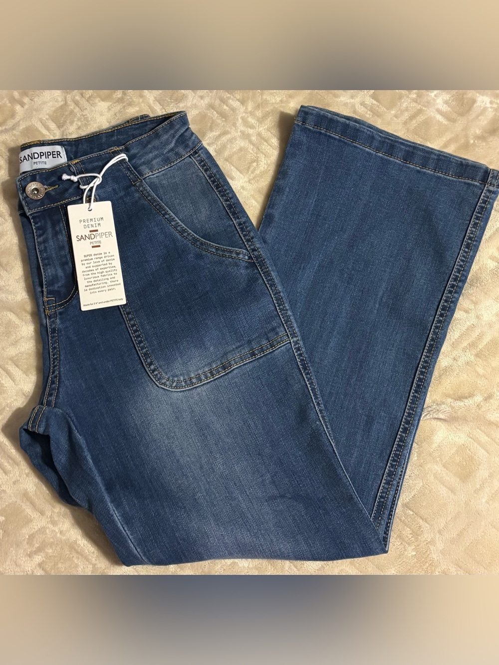 Women’s Straight-Leg Jeans in Dark Blue with Front Patch Pockets - Picture 14 of 14